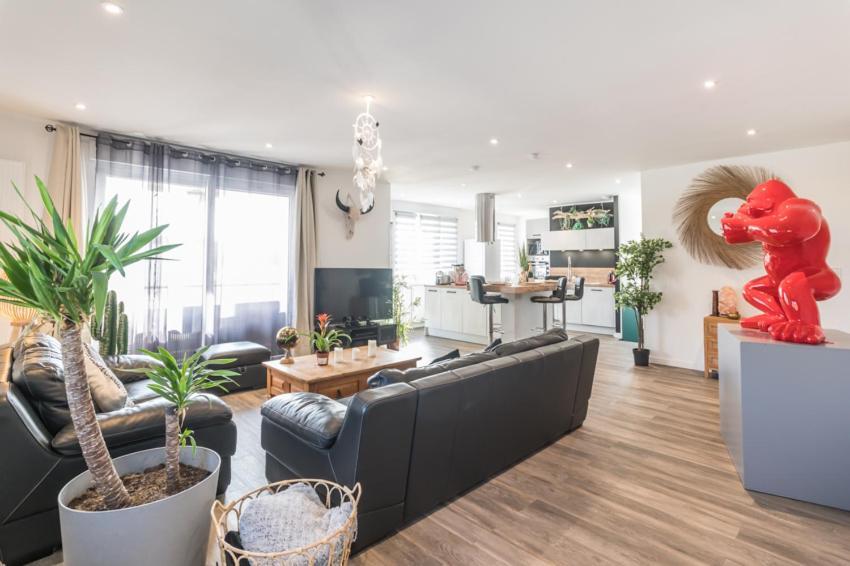 - Luxueux Casa Selva - Parking Gratuit - Spacieux - Balcon - Wifi Appartement Viriat Buitenkant foto