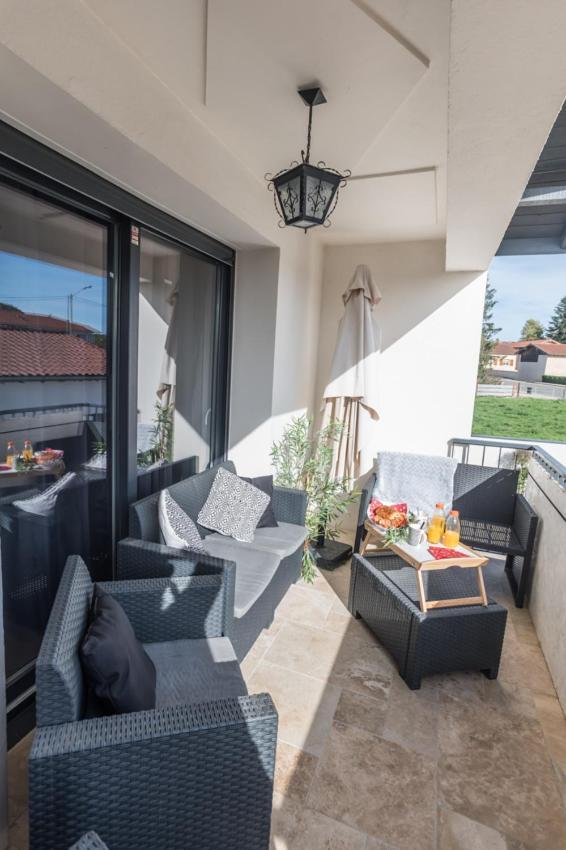 - Luxueux Casa Selva - Parking Gratuit - Spacieux - Balcon - Wifi Appartement Viriat Buitenkant foto